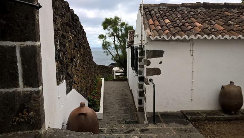 Monserrate - Galera Cottage Caloura Bagian luar foto