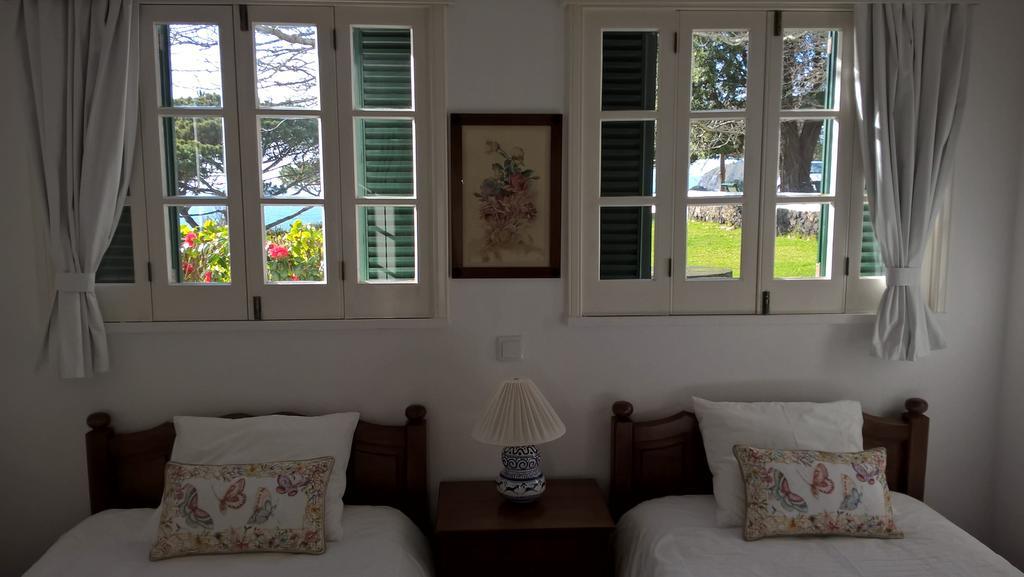 Monserrate - Galera Cottage Caloura Bagian luar foto