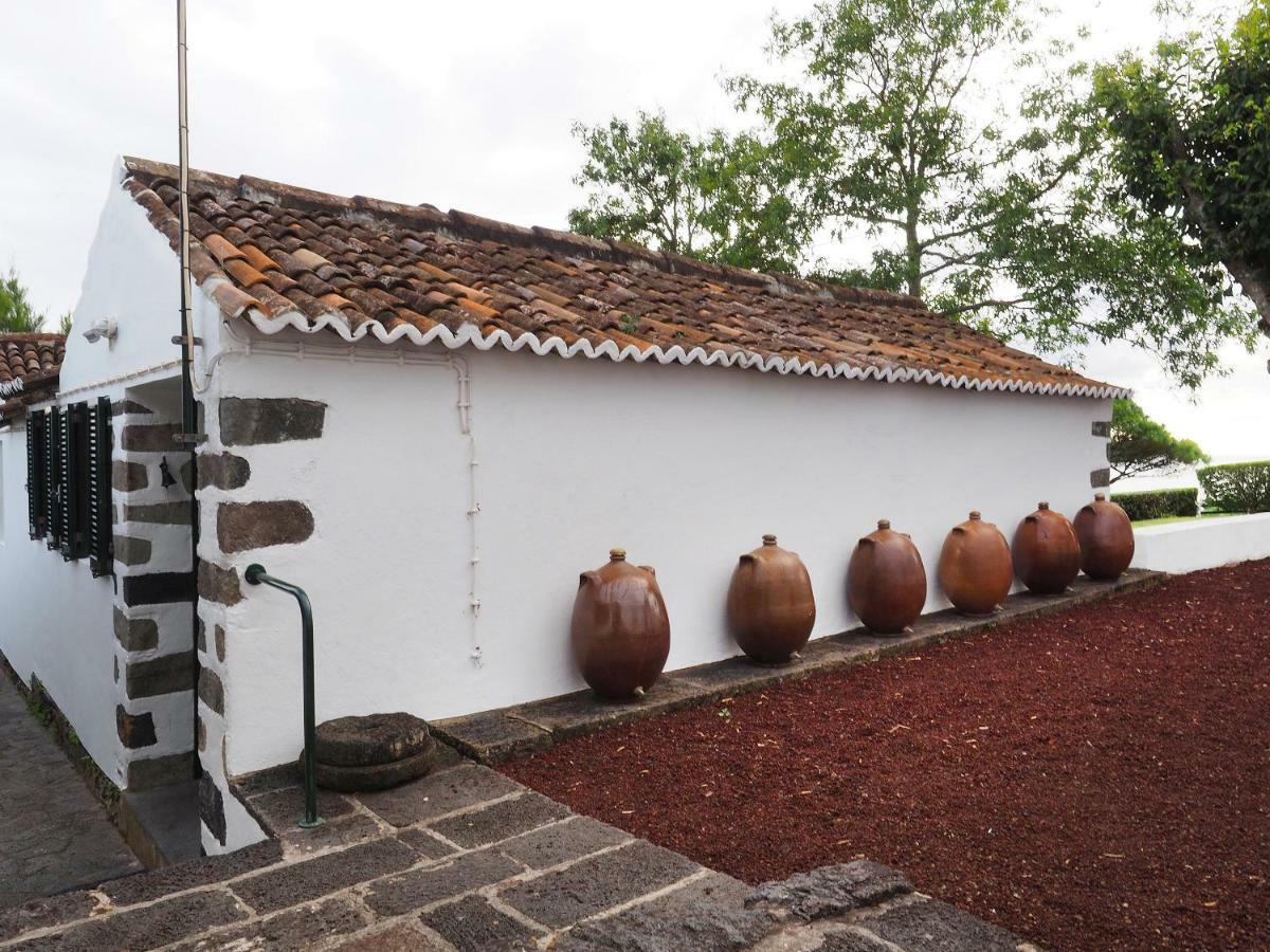 Monserrate - Galera Cottage Caloura Bagian luar foto